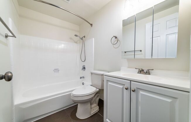 1 bed, 1 bath, 725 sqft, $1,995, Unit 401