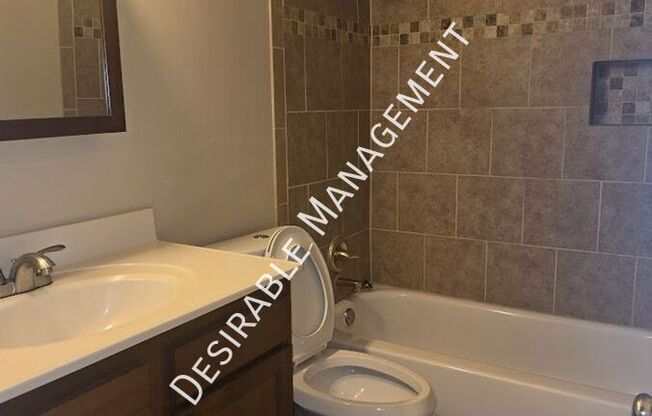 122 TOWNE SQ DR
