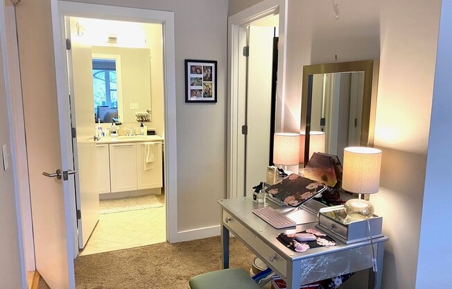 2 beds, 2 baths, 904 sqft, $3,195, Unit 202