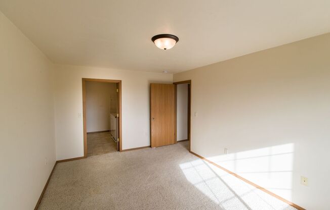 2 beds, 1 bath, 1,075 sqft, $1,445, Unit 1608-01