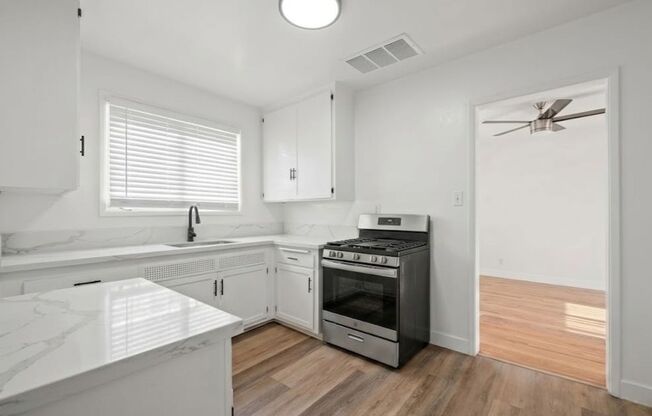 4320 SANTA ROSALIA DR