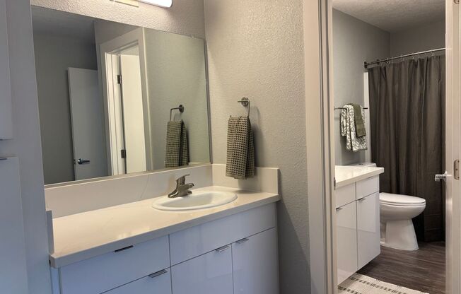 2 beds, 1 bath, 970 sqft, $2,860, Unit 0116