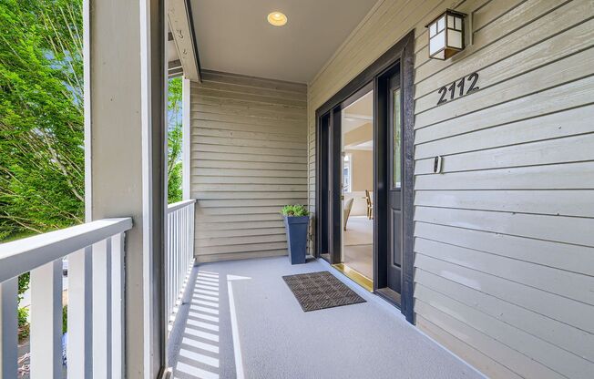 Greenlake - 4 Bedroom