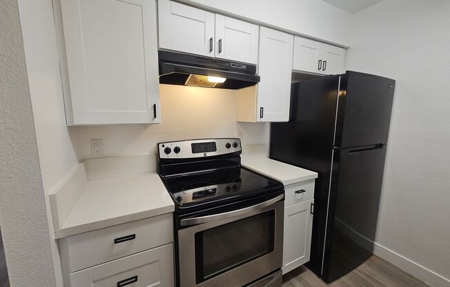 1 bed, 1 bath, 580 sqft, $1,150, Unit 223
