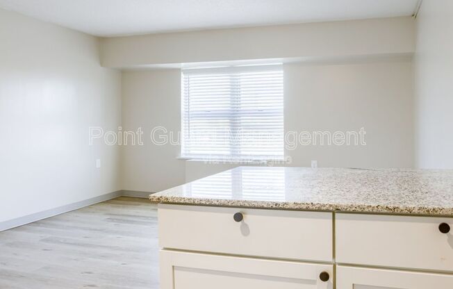 Studio, 1 bath, 329 sqft, $695, Unit 529