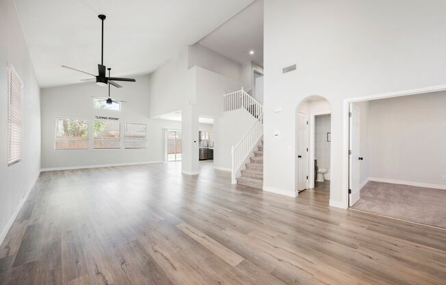 Beautiful 4 bedroom home located in the Shores