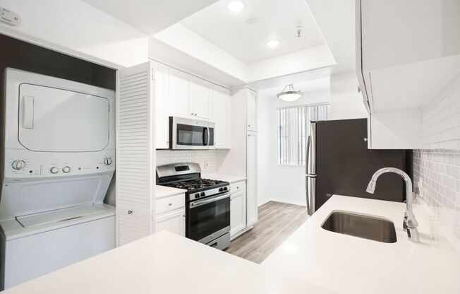 2 beds, 2 baths, 1,200 sqft, $3,498, Unit 218