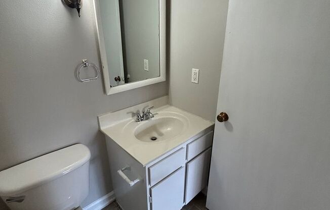 2 beds, 2.5 baths, 1,339 sqft, $1,149, Unit 613