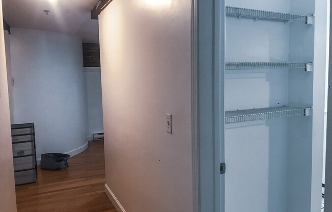 11 CLEVELAND PL