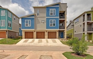 2009 DINSDALE LN