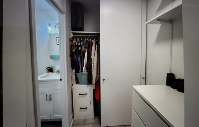 Studio, 1 bath, 500 sqft, $2,600, Unit 715