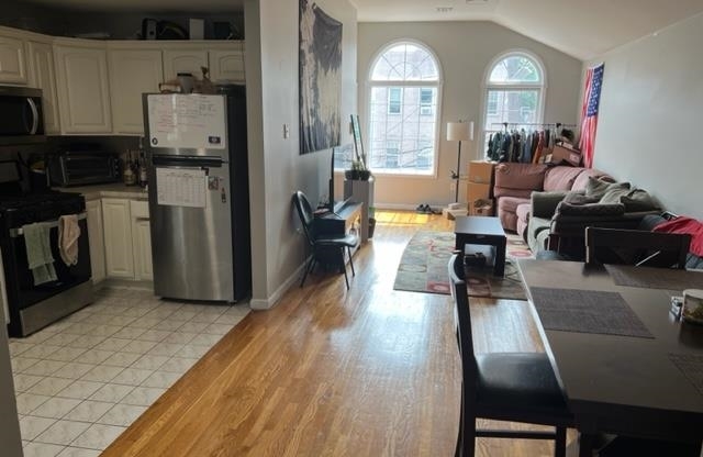 347 PALISADE AVE