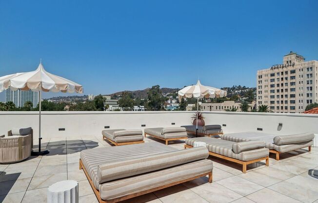 Studio, 1 bath, 675 sqft, $2,400, Unit 611