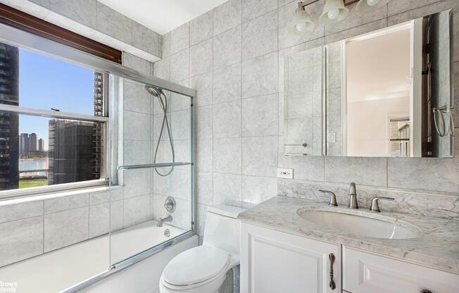 1 bed, 1 bath, $3,950, Unit 8H