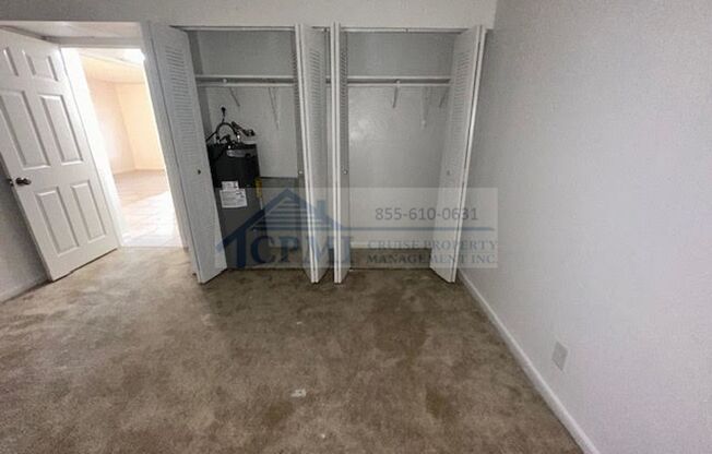 2 beds, 1 bath, 896 sqft, $1,950, Unit C204