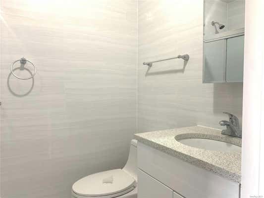 3 beds, 2 baths, $3,350, Unit 2FL