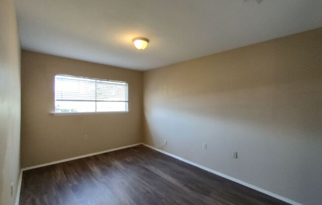 3 beds, 2 baths, $1,600