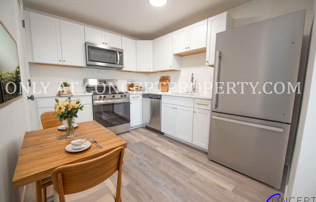 2 beds, 1 bath, 900 sqft, $1,599, Unit 27