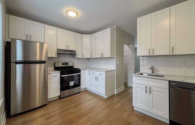 Studio, 1 bath, 350 sqft, $1,550, Unit 4604-3C
