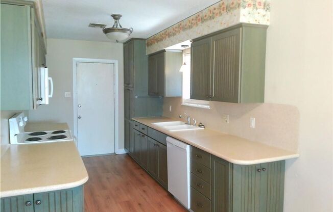 538 Vega - 4/Bed 2/Bath - $1925/month