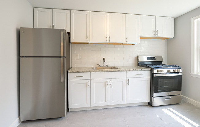 1 bed, 1 bath, 600 sqft, $1,875, Unit E-05