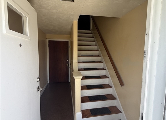 298 WOOD AVE