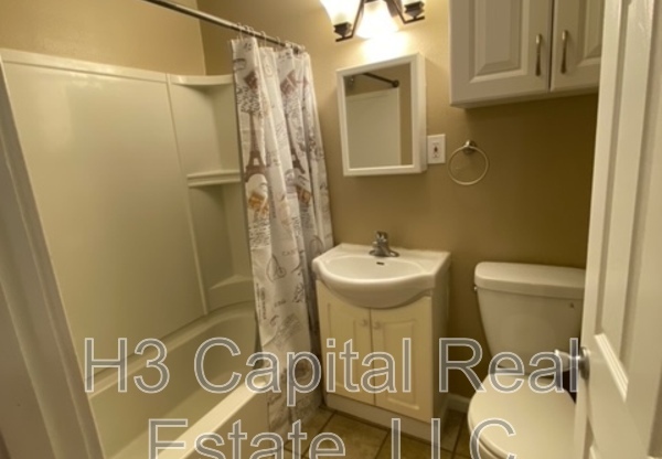 113 LUCIA DR