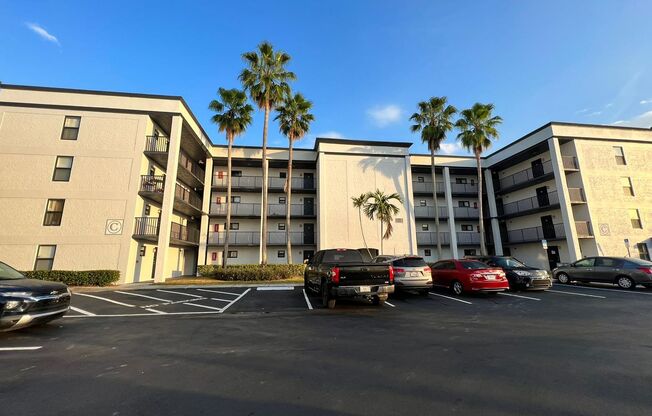 1 bed, 1 bath, 621 sqft, $1,895, Unit C107