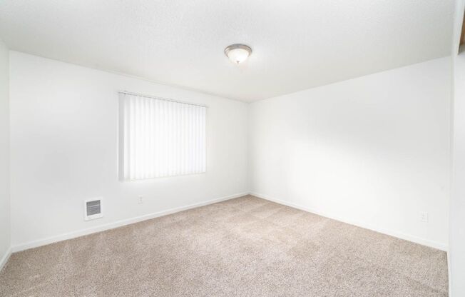 2 beds, 1 bath, 825 sqft, $1,325, Unit 13