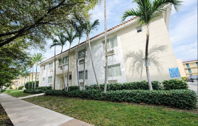 1 bed, 1 bath, 568 sqft, $2,110, Unit 11- Unit 10