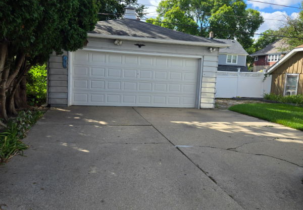 2915 N 55 ST