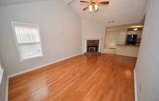 3 beds, 2 baths, $1,650