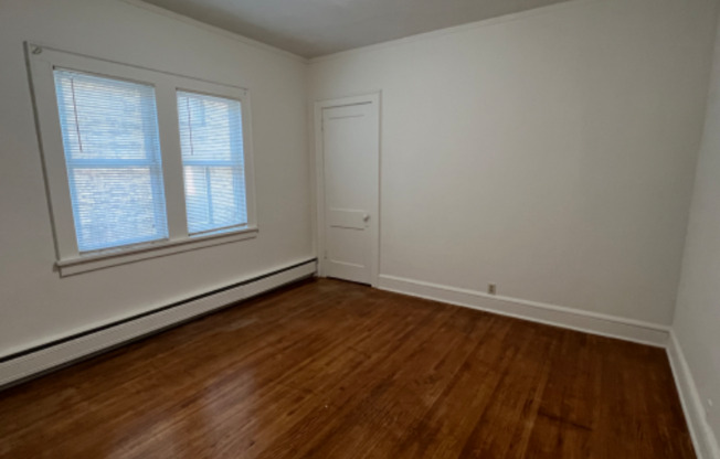 1805 11 AVE S