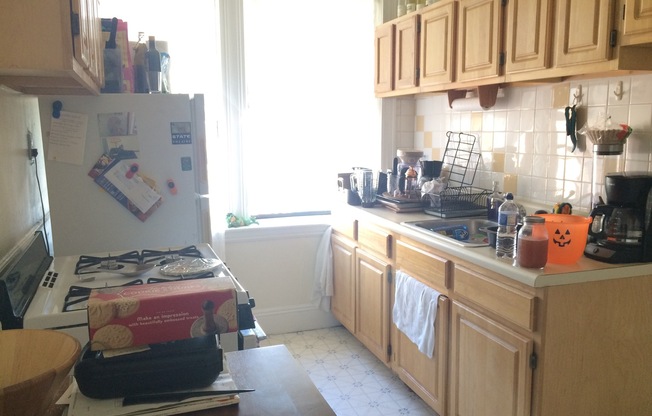 1 bed, 1 bath, 702 sqft, $2,250, Unit 02-043