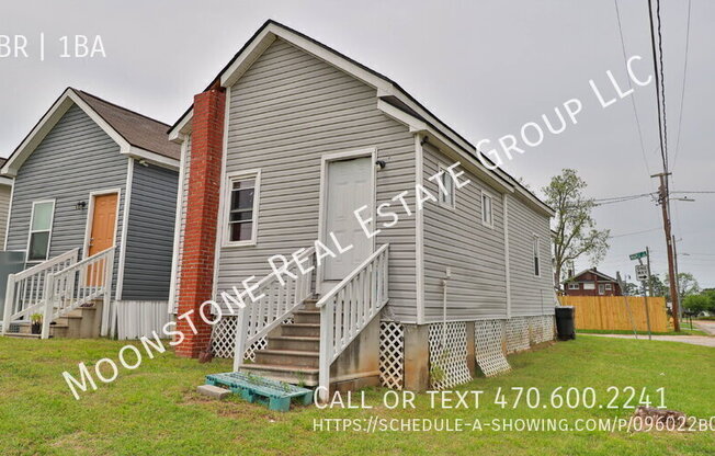 1400 MAPLE ST