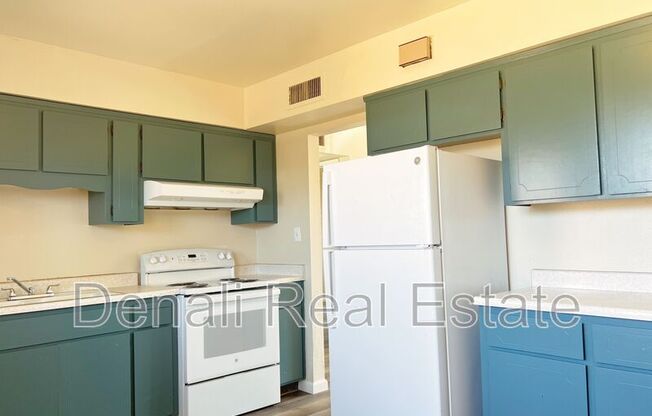 1240 W DUNLAP AVE