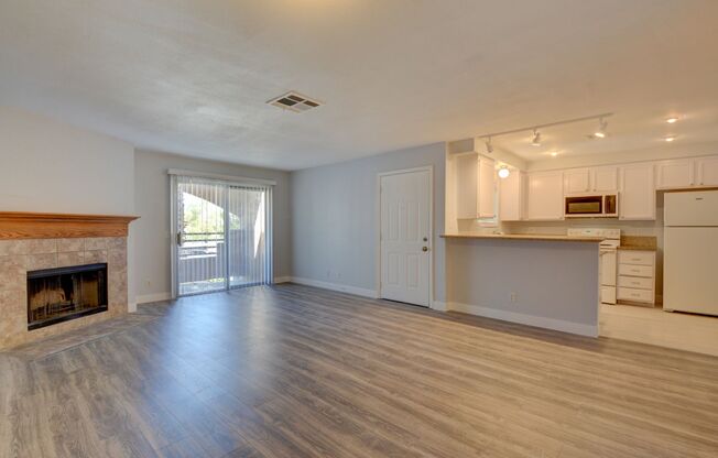 SUNSET BAY CONDO Two bed/ Two bath condo located in the Southeast area of Las Vegas.