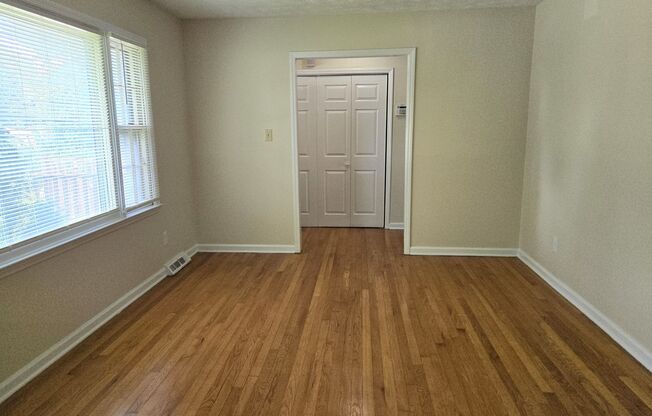 House in Gainesway With Huge Yard 250731