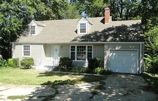 Your Next Home Awaits: 4BR/2BA in Desirable Prairie Village Location!