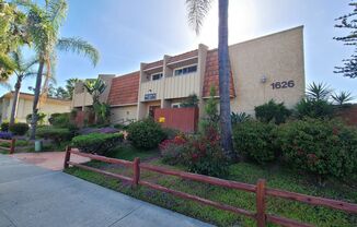 Villa Santa Fe Apts