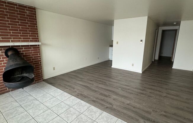 Studio, 1 bath, 616 sqft, $1,595, Unit 111-2