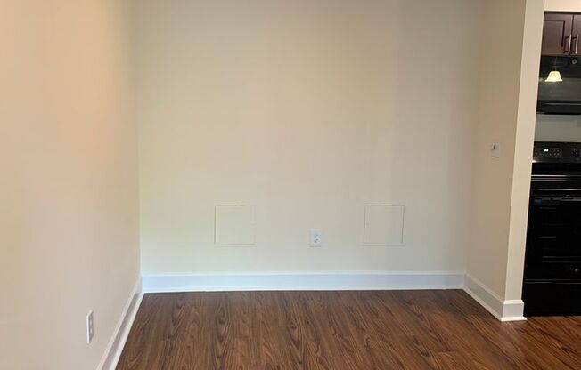 1 bed, 1 bath, 779 sqft, $1,650, Unit 1009 G #1D