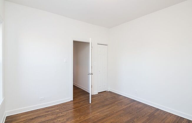 3 beds, 2 baths, 1,250 sqft, $2,700, Unit 6573-3