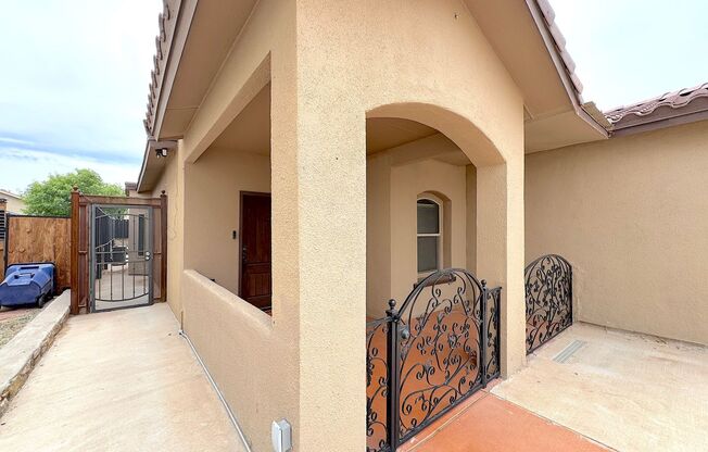 East El Paso 3 bed Refrig A/C!