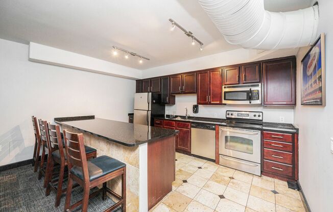 2 beds, 2 baths, $2,995, Unit # PENTHOUSE 3