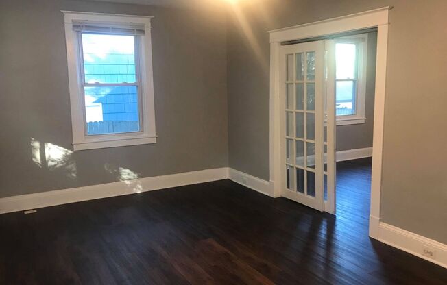 Charming 3 Bedroom/ 1 Bathroom Home in Dundalk, MD!