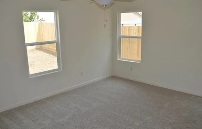 765 JESSIE DR
