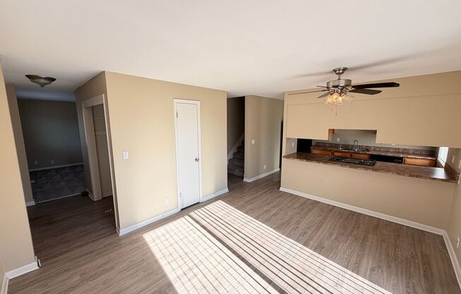 3 beds, 3 baths, 1,450 sqft, $1,620, Unit 1501-13