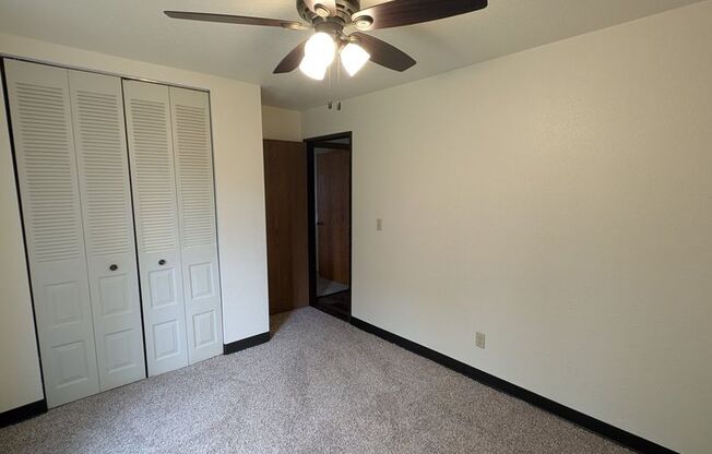 2 beds, 1 bath, 970 sqft, $1,299, Unit FB 3054