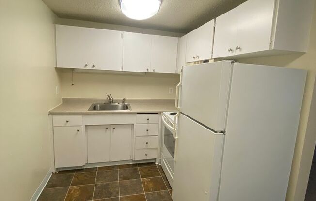 Annaron Apartments
